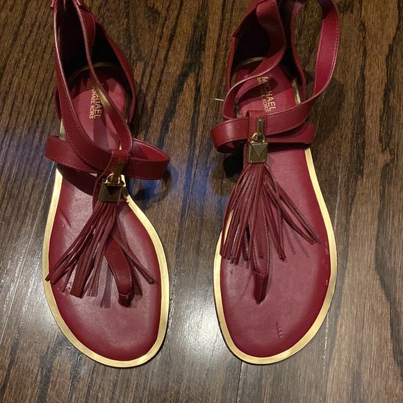 Michael Kors red sandals, never worn, size 7,5 - Picture 5 of 8